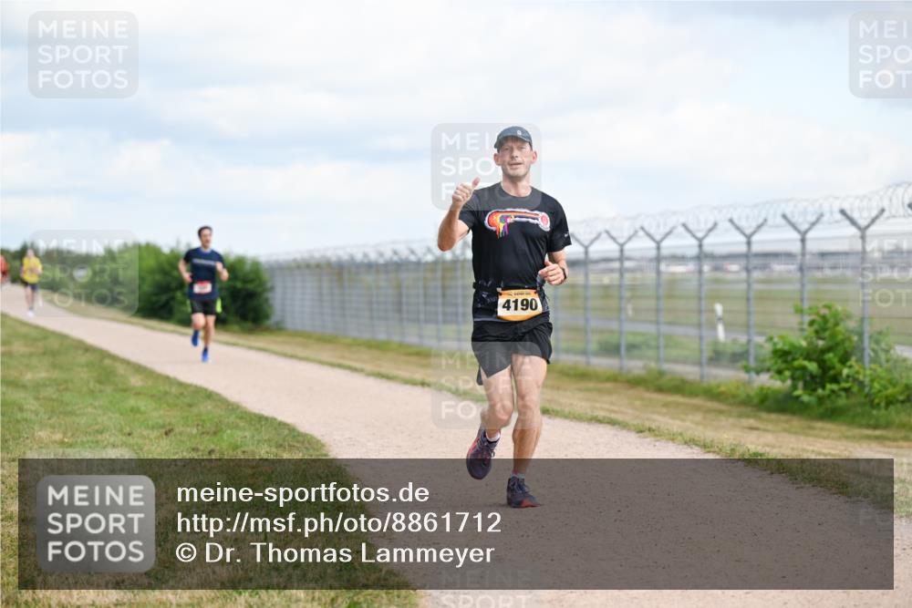 14.09.2025 - Airport Race Dr. Thomas Lammeyer http://msf.ph/oto/8861712 14.09.2025 11:58:26 Laufen 4190 meine-sportfotos.de
