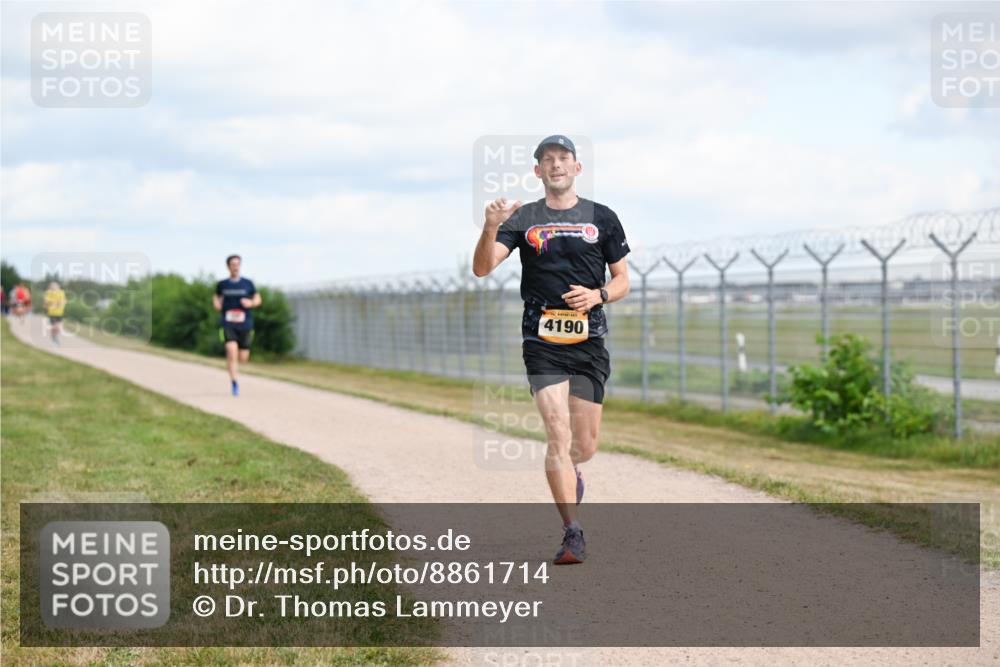 14.09.2025 - Airport Race Dr. Thomas Lammeyer http://msf.ph/oto/8861714 14.09.2025 11:58:26 Laufen 4190 meine-sportfotos.de