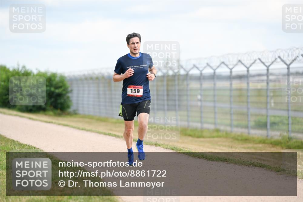 14.09.2025 - Airport Race Dr. Thomas Lammeyer http://msf.ph/oto/8861722 14.09.2025 11:58:29 Laufen 159 meine-sportfotos.de
