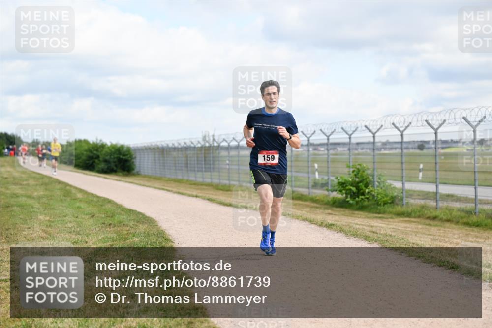 14.09.2025 - Airport Race Dr. Thomas Lammeyer http://msf.ph/oto/8861739 14.09.2025 11:58:32 Laufen 159 meine-sportfotos.de