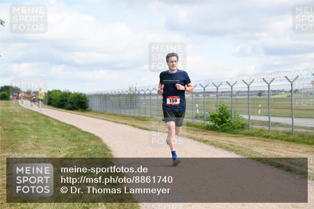 14.09.2025 - Airport Race Dr. Thomas Lammeyer http://msf.ph/oto/8861740 14.09.2025 11:58:32 Laufen 159 meine-sportfotos.de