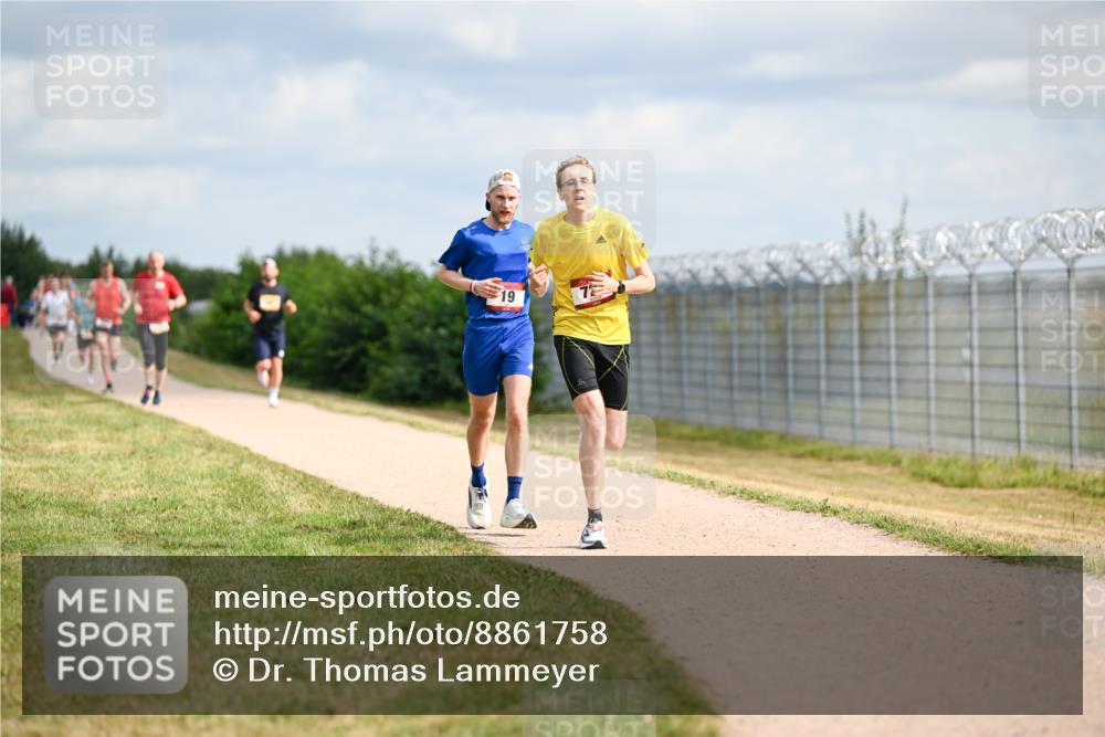 14.09.2025 - Airport Race Dr. Thomas Lammeyer http://msf.ph/oto/8861758 14.09.2025 11:58:40 Laufen 19 meine-sportfotos.de