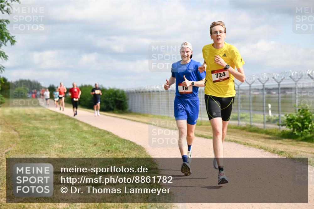 14.09.2025 - Airport Race Dr. Thomas Lammeyer http://msf.ph/oto/8861782 14.09.2025 11:58:44 Laufen 19, 724 meine-sportfotos.de