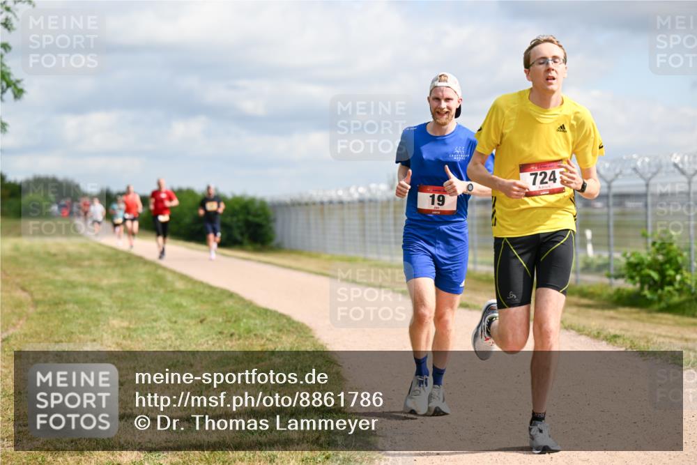 14.09.2025 - Airport Race Dr. Thomas Lammeyer http://msf.ph/oto/8861786 14.09.2025 11:58:45 Laufen 19, 228, 724 meine-sportfotos.de