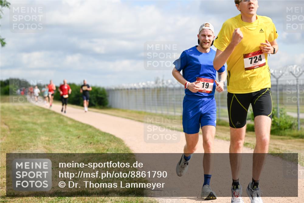 14.09.2025 - Airport Race Dr. Thomas Lammeyer http://msf.ph/oto/8861790 14.09.2025 11:58:45 Laufen 19, 2014 meine-sportfotos.de