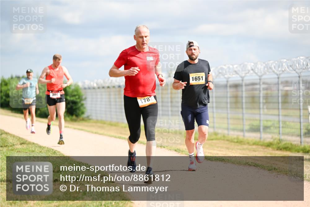 14.09.2025 - Airport Race Dr. Thomas Lammeyer http://msf.ph/oto/8861812 14.09.2025 11:58:52 Laufen 20, 1782, 1651 meine-sportfotos.de