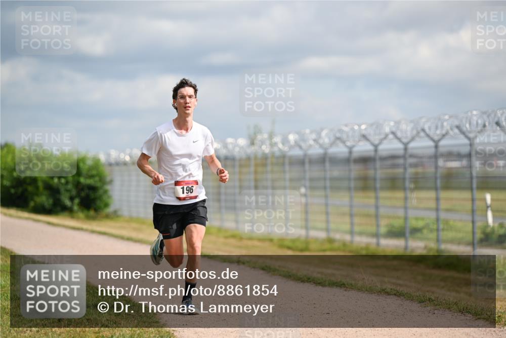 14.09.2025 - Airport Race Dr. Thomas Lammeyer http://msf.ph/oto/8861854 14.09.2025 11:59:01 Laufen 196 meine-sportfotos.de