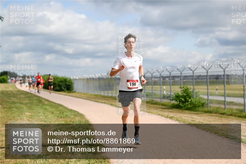 14.09.2025 - Airport Race Dr. Thomas Lammeyer http://msf.ph/oto/8861869 14.09.2025 11:59:03 Laufen 196 meine-sportfotos.de