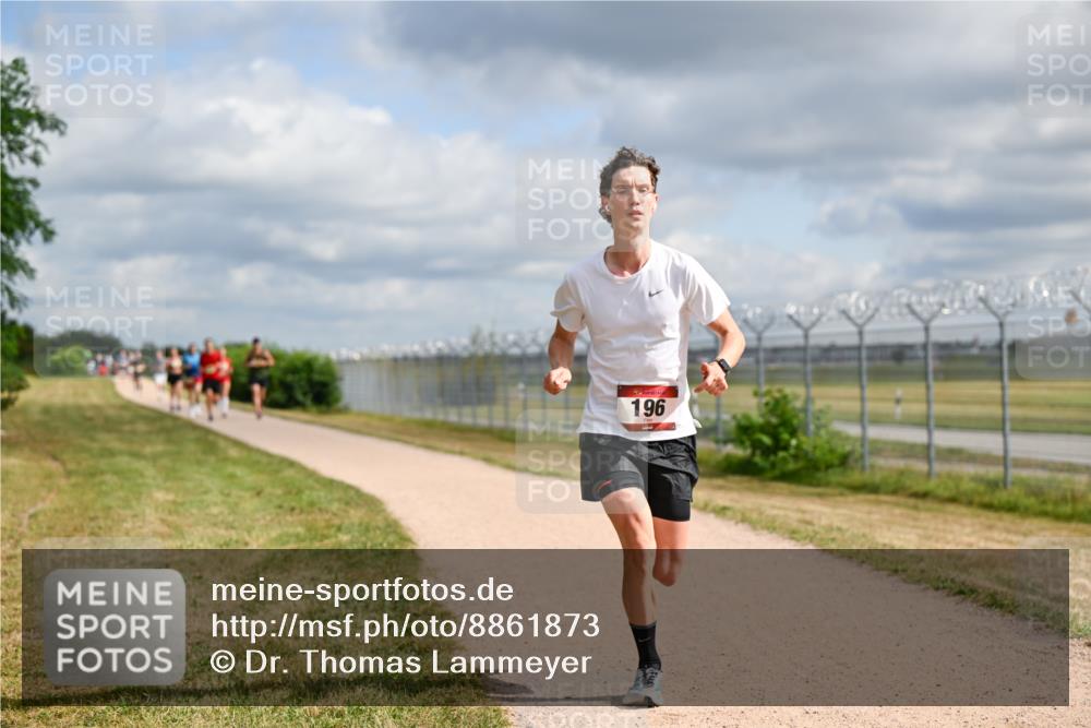 14.09.2025 - Airport Race Dr. Thomas Lammeyer http://msf.ph/oto/8861873 14.09.2025 11:59:04 Laufen 196 meine-sportfotos.de