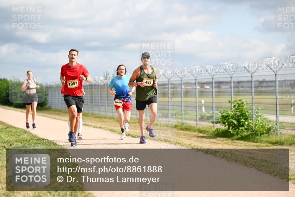 14.09.2025 - Airport Race Dr. Thomas Lammeyer http://msf.ph/oto/8861888 14.09.2025 11:59:11 Laufen 1997, 1849, 493 meine-sportfotos.de