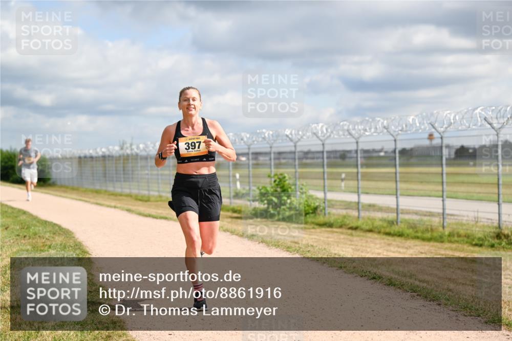 14.09.2025 - Airport Race Dr. Thomas Lammeyer http://msf.ph/oto/8861916 14.09.2025 11:59:16 Laufen 397 meine-sportfotos.de