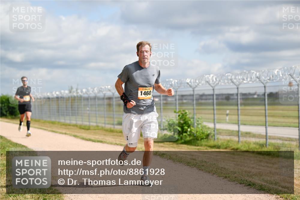 14.09.2025 - Airport Race Dr. Thomas Lammeyer http://msf.ph/oto/8861928 14.09.2025 11:59:22 Laufen 1460 meine-sportfotos.de