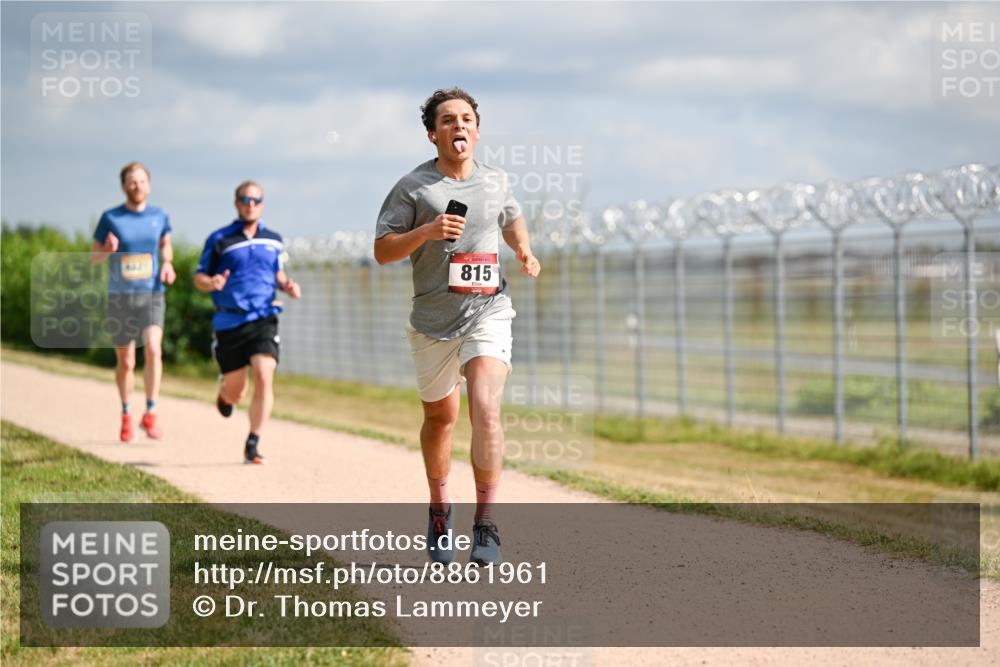 14.09.2025 - Airport Race Dr. Thomas Lammeyer http://msf.ph/oto/8861961 14.09.2025 11:59:32 Laufen 815 meine-sportfotos.de
