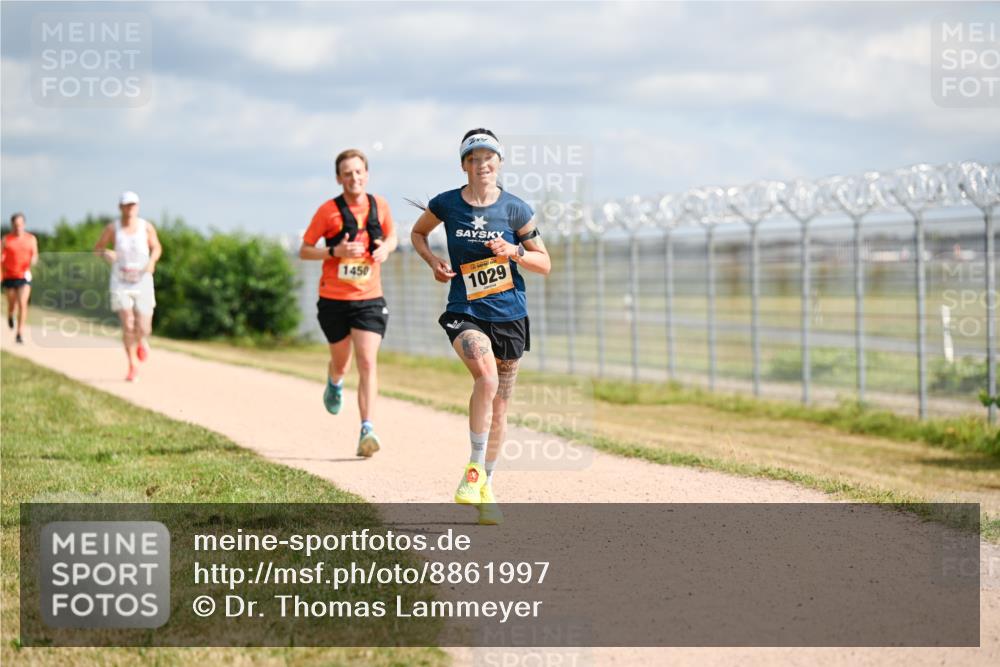 14.09.2025 - Airport Race Dr. Thomas Lammeyer http://msf.ph/oto/8861997 14.09.2025 11:59:40 Laufen 1450, 1029 meine-sportfotos.de