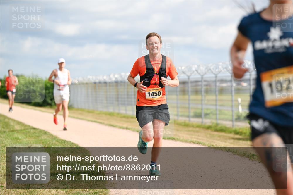 14.09.2025 - Airport Race Dr. Thomas Lammeyer http://msf.ph/oto/8862011 14.09.2025 11:59:43 Laufen 1450, 102 meine-sportfotos.de