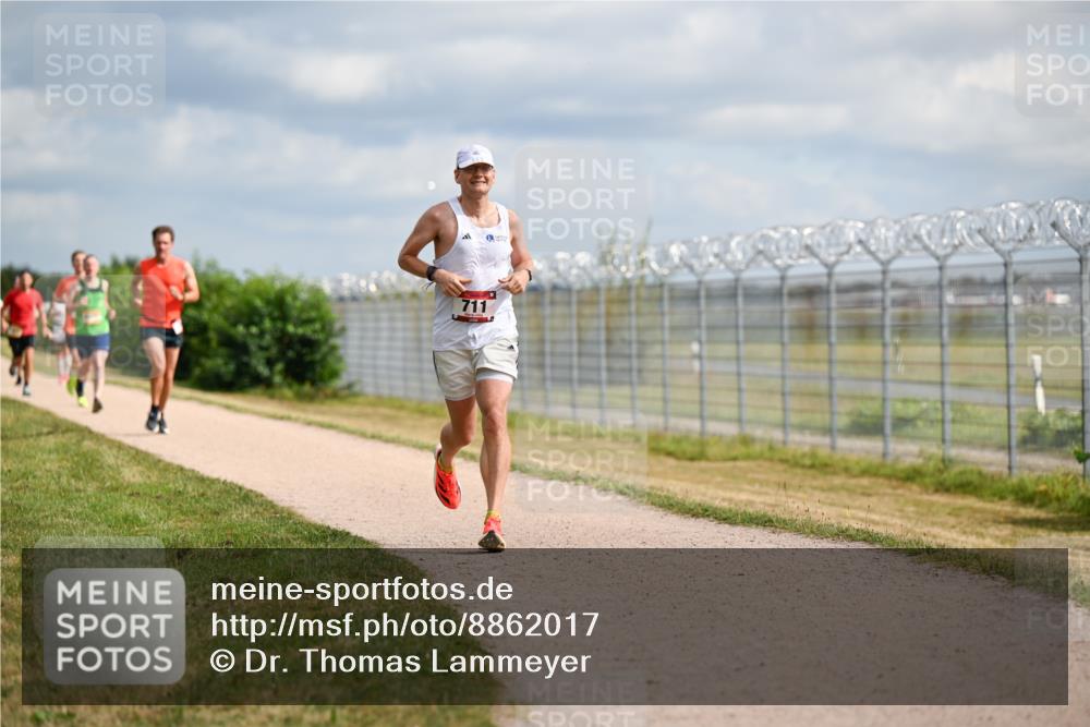 14.09.2025 - Airport Race Dr. Thomas Lammeyer http://msf.ph/oto/8862017 14.09.2025 11:59:45 Laufen 711 meine-sportfotos.de