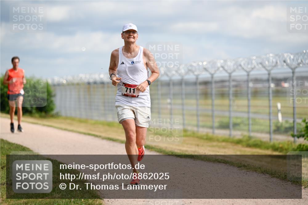 14.09.2025 - Airport Race Dr. Thomas Lammeyer http://msf.ph/oto/8862025 14.09.2025 11:59:46 Laufen 711 meine-sportfotos.de