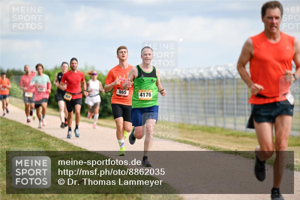 14.09.2025 - Airport Race Dr. Thomas Lammeyer http://msf.ph/oto/8862035 14.09.2025 11:59:51 Laufen 1456, 865, 4176 meine-sportfotos.de