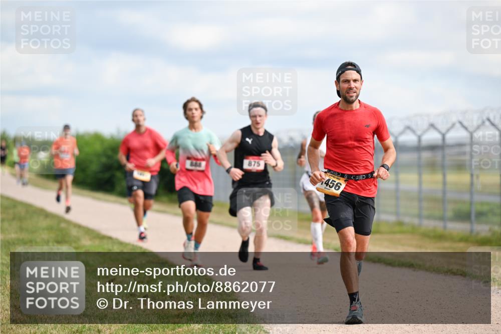 14.09.2025 - Airport Race Dr. Thomas Lammeyer http://msf.ph/oto/8862077 14.09.2025 11:59:57 Laufen 199, 4, 875, 456 meine-sportfotos.de