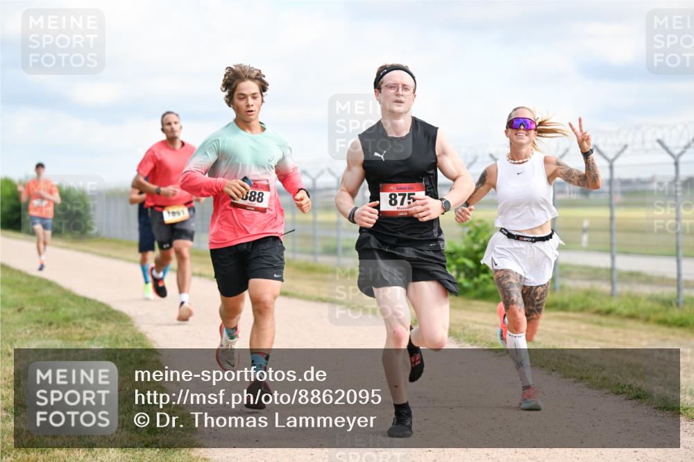 14.09.2025 - Airport Race Dr. Thomas Lammeyer http://msf.ph/oto/8862095 14.09.2025 12:00:00 Laufen 888, 875 meine-sportfotos.de