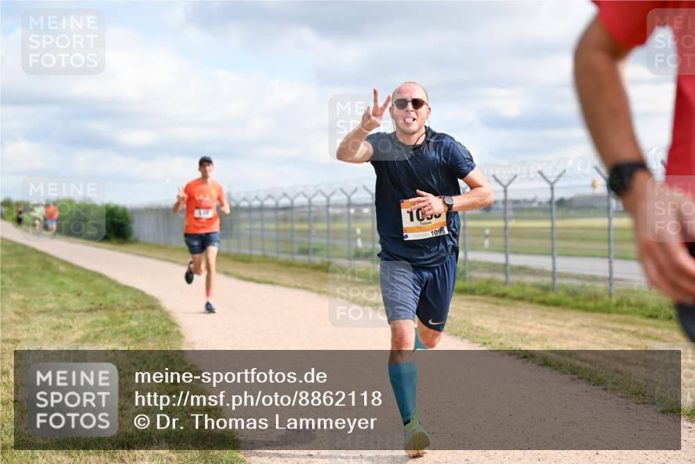 14.09.2025 - Airport Race Dr. Thomas Lammeyer http://msf.ph/oto/8862118 14.09.2025 12:00:04 Laufen 100, 1095 meine-sportfotos.de