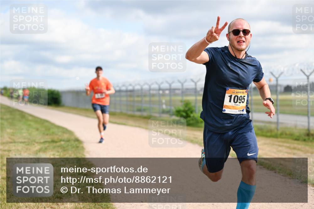 14.09.2025 - Airport Race Dr. Thomas Lammeyer http://msf.ph/oto/8862121 14.09.2025 12:00:05 Laufen 1095, 7093 meine-sportfotos.de