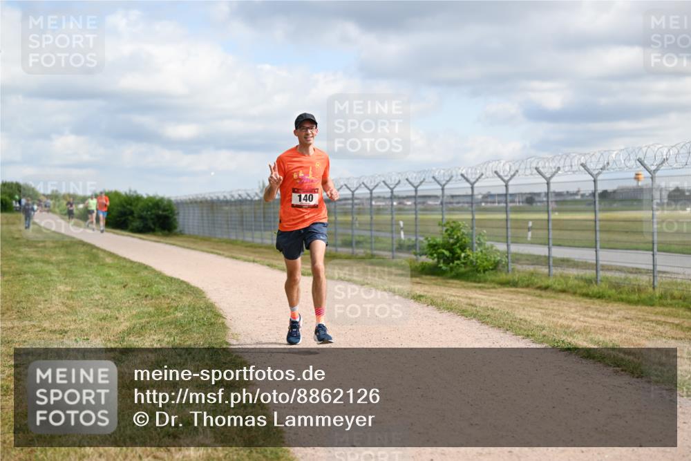 14.09.2025 - Airport Race Dr. Thomas Lammeyer http://msf.ph/oto/8862126 14.09.2025 12:00:06 Laufen 140 meine-sportfotos.de