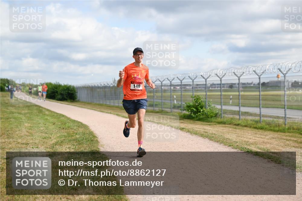 14.09.2025 - Airport Race Dr. Thomas Lammeyer http://msf.ph/oto/8862127 14.09.2025 12:00:06 Laufen 140 meine-sportfotos.de