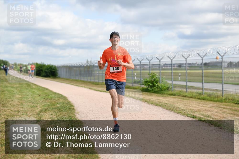 14.09.2025 - Airport Race Dr. Thomas Lammeyer http://msf.ph/oto/8862130 14.09.2025 12:00:06 Laufen 140 meine-sportfotos.de