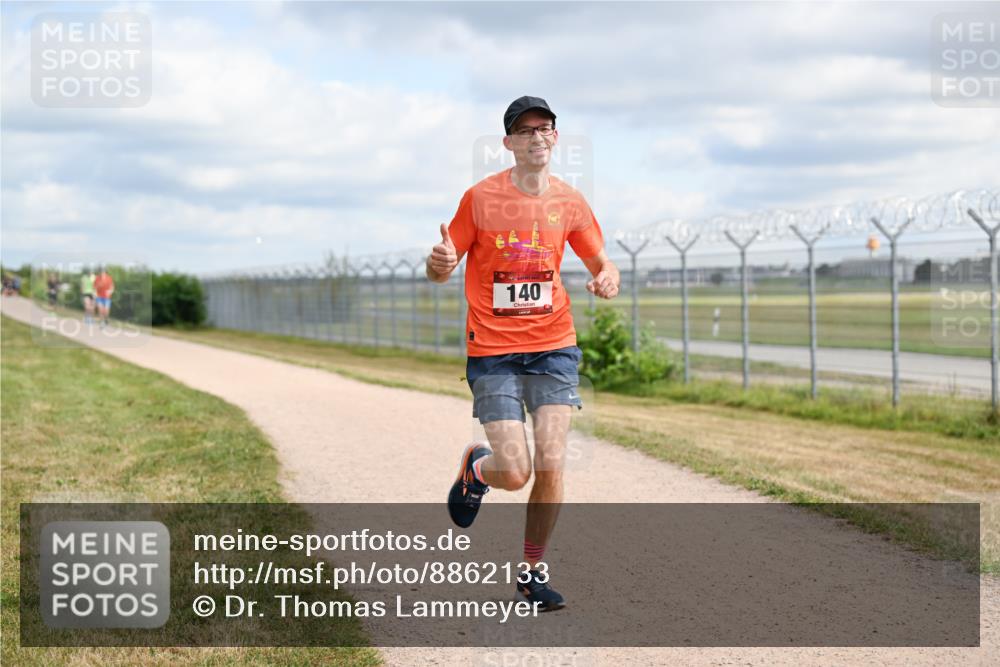 14.09.2025 - Airport Race Dr. Thomas Lammeyer http://msf.ph/oto/8862133 14.09.2025 12:00:07 Laufen 140 meine-sportfotos.de