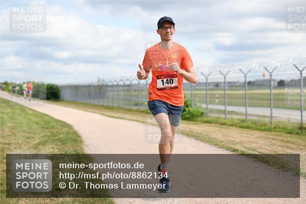14.09.2025 - Airport Race Dr. Thomas Lammeyer http://msf.ph/oto/8862134 14.09.2025 12:00:07 Laufen 140 meine-sportfotos.de