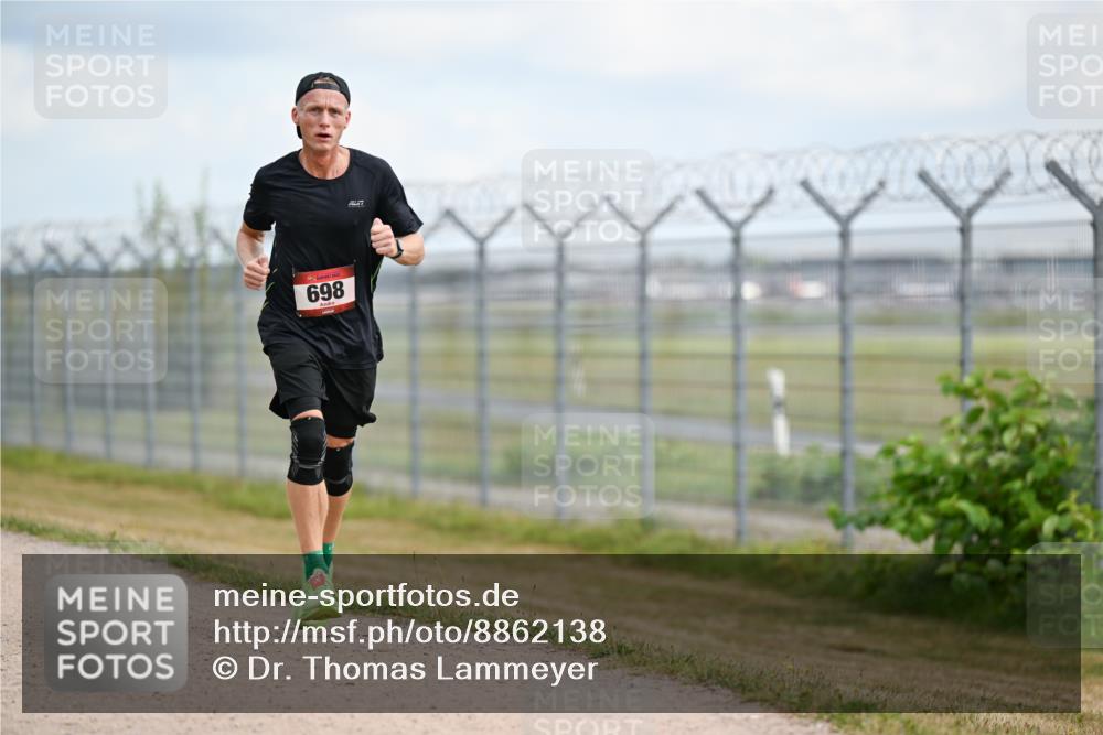 14.09.2025 - Airport Race Dr. Thomas Lammeyer http://msf.ph/oto/8862138 14.09.2025 12:00:24 Laufen 698 meine-sportfotos.de