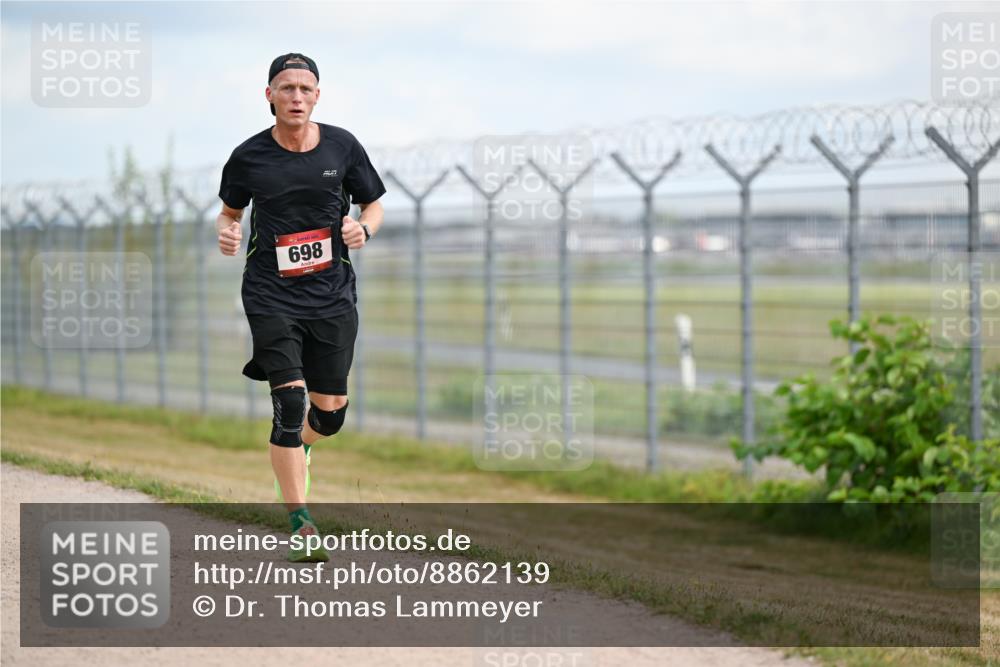 14.09.2025 - Airport Race Dr. Thomas Lammeyer http://msf.ph/oto/8862139 14.09.2025 12:00:25 Laufen 698 meine-sportfotos.de