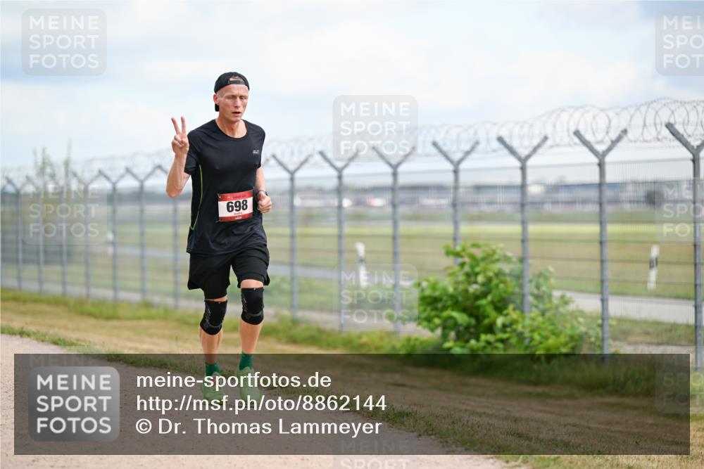 14.09.2025 - Airport Race Dr. Thomas Lammeyer http://msf.ph/oto/8862144 14.09.2025 12:00:25 Laufen 698 meine-sportfotos.de