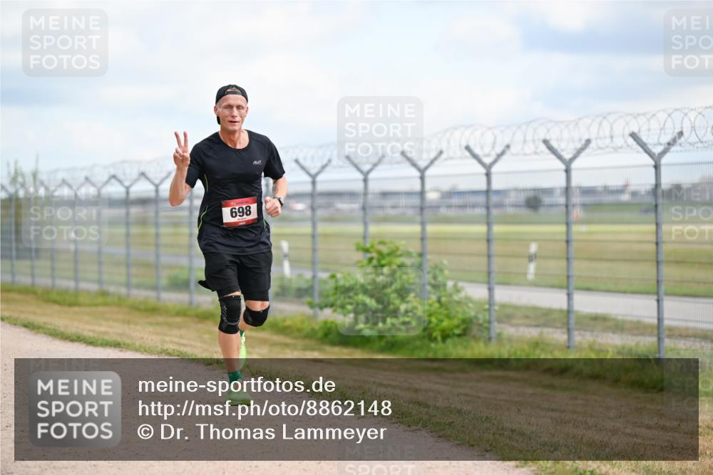 14.09.2025 - Airport Race Dr. Thomas Lammeyer http://msf.ph/oto/8862148 14.09.2025 12:00:26 Laufen 698 meine-sportfotos.de