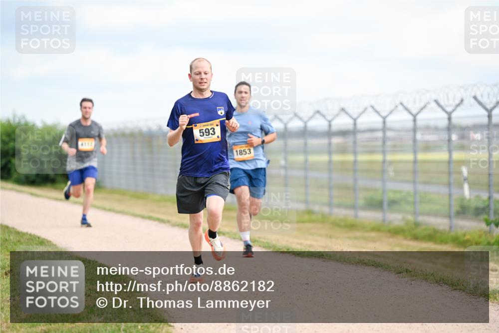 14.09.2025 - Airport Race Dr. Thomas Lammeyer http://msf.ph/oto/8862182 14.09.2025 12:00:43 Laufen 593, 1853 meine-sportfotos.de