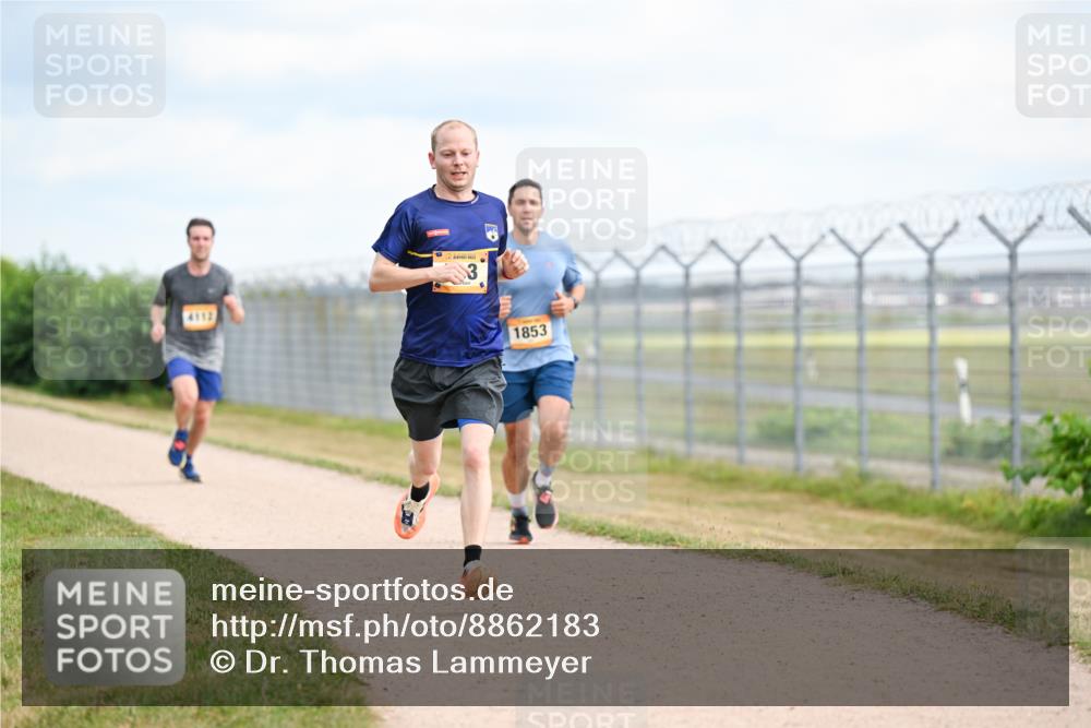 14.09.2025 - Airport Race Dr. Thomas Lammeyer http://msf.ph/oto/8862183 14.09.2025 12:00:43 Laufen 4112, 1853 meine-sportfotos.de