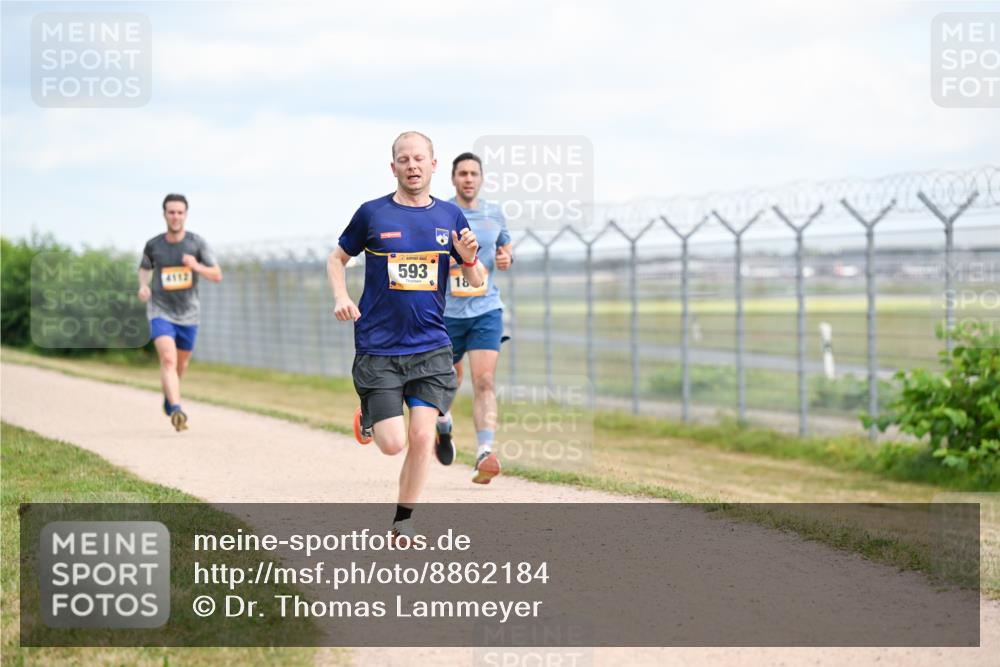 14.09.2025 - Airport Race Dr. Thomas Lammeyer http://msf.ph/oto/8862184 14.09.2025 12:00:43 Laufen 4112, 593, 18 meine-sportfotos.de