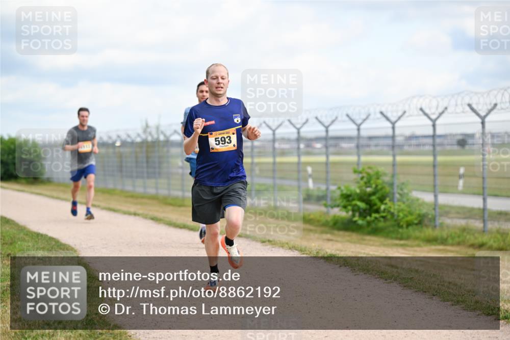 14.09.2025 - Airport Race Dr. Thomas Lammeyer http://msf.ph/oto/8862192 14.09.2025 12:00:44 Laufen 593 meine-sportfotos.de
