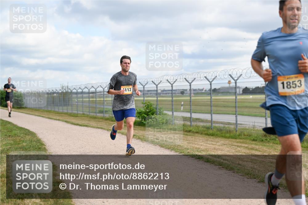 14.09.2025 - Airport Race Dr. Thomas Lammeyer http://msf.ph/oto/8862213 14.09.2025 12:00:48 Laufen 112, 1853 meine-sportfotos.de