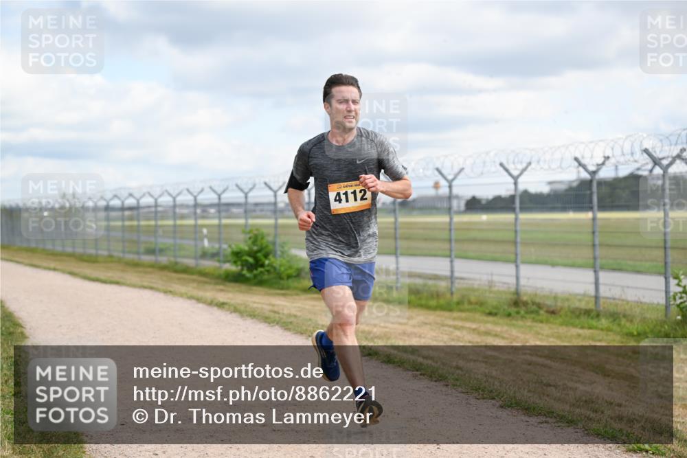 14.09.2025 - Airport Race Dr. Thomas Lammeyer http://msf.ph/oto/8862221 14.09.2025 12:00:49 Laufen 4112 meine-sportfotos.de