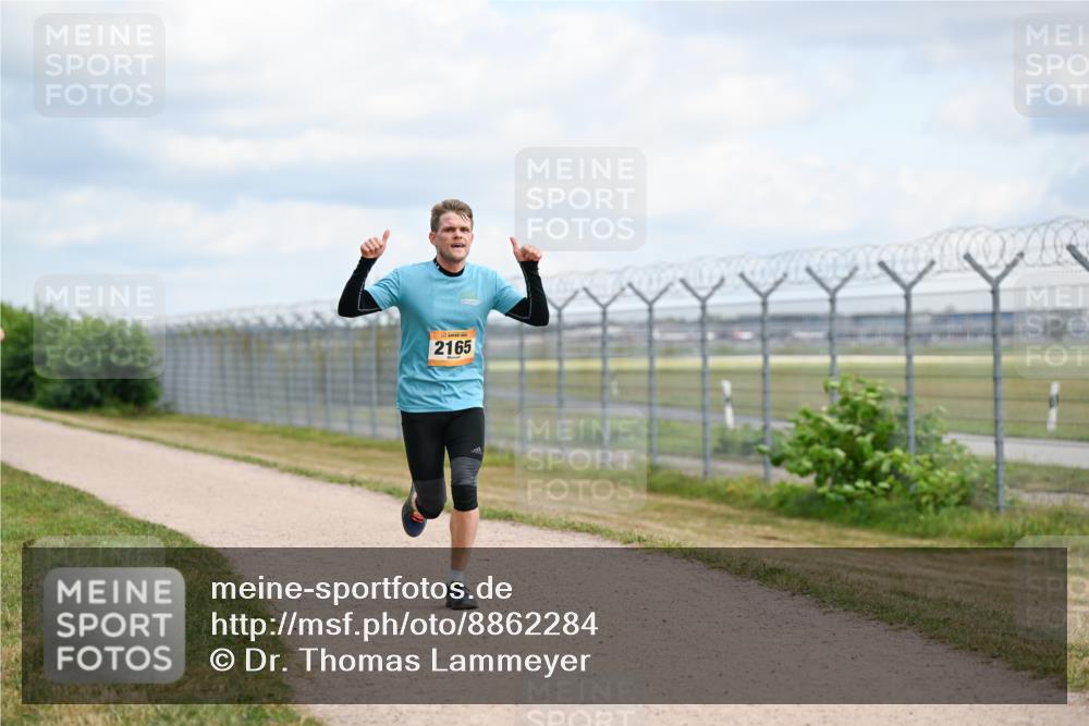 14.09.2025 - Airport Race Dr. Thomas Lammeyer http://msf.ph/oto/8862284 14.09.2025 12:01:02 Laufen 2165 meine-sportfotos.de
