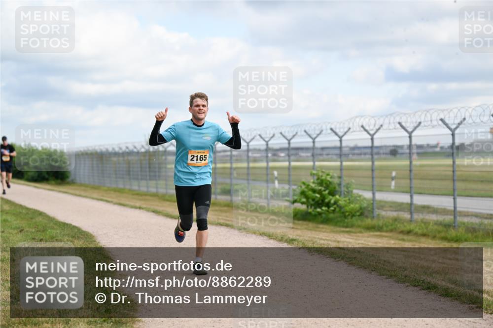 14.09.2025 - Airport Race Dr. Thomas Lammeyer http://msf.ph/oto/8862289 14.09.2025 12:01:02 Laufen 2165 meine-sportfotos.de