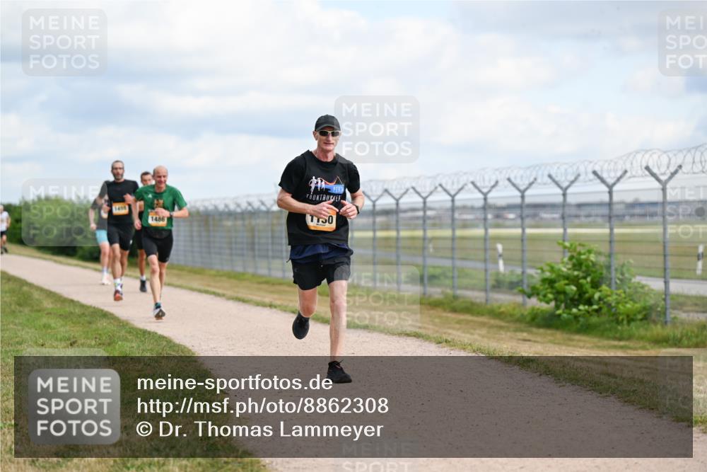 14.09.2025 - Airport Race Dr. Thomas Lammeyer http://msf.ph/oto/8862308 14.09.2025 12:01:10 Laufen 1455, 1486, 150 meine-sportfotos.de