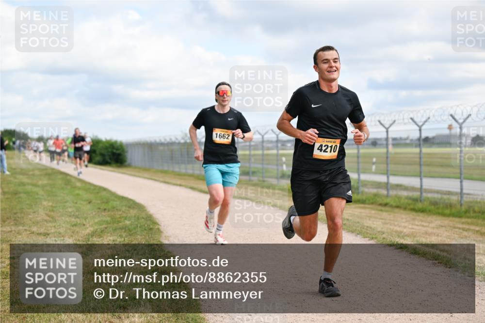 14.09.2025 - Airport Race Dr. Thomas Lammeyer http://msf.ph/oto/8862355 14.09.2025 12:01:17 Laufen 1662, 4210 meine-sportfotos.de
