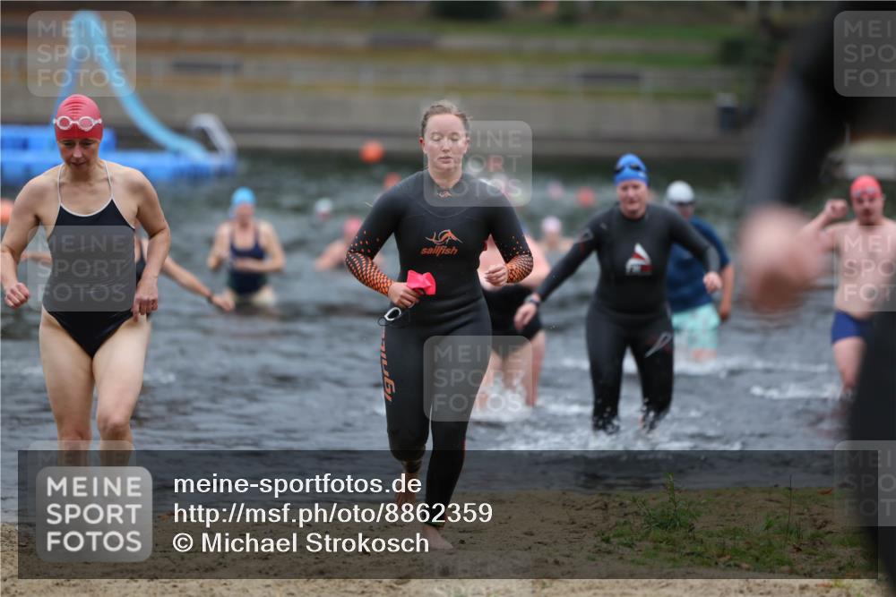 14.09.2025 - Stadtparktriathlon Michael Strokosch http://msf.ph/oto/8862359 14.09.2025 09:50:19 Schwimmen 515, 532, 553, 571, 588, 595, 600, 619 meine-sportfotos.de