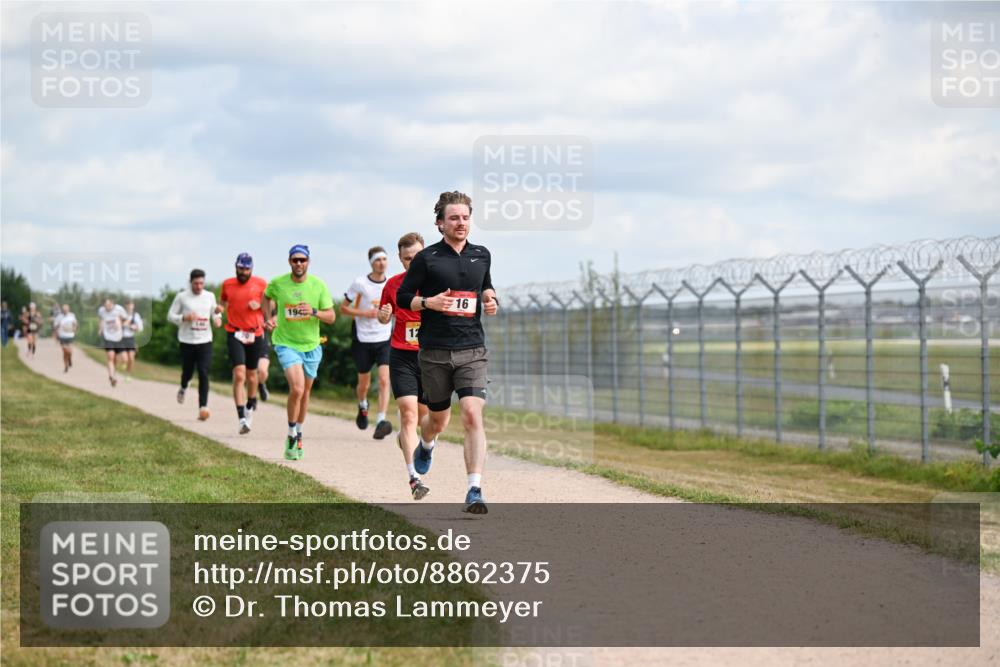 14.09.2025 - Airport Race Dr. Thomas Lammeyer http://msf.ph/oto/8862375 14.09.2025 12:01:22 Laufen  meine-sportfotos.de