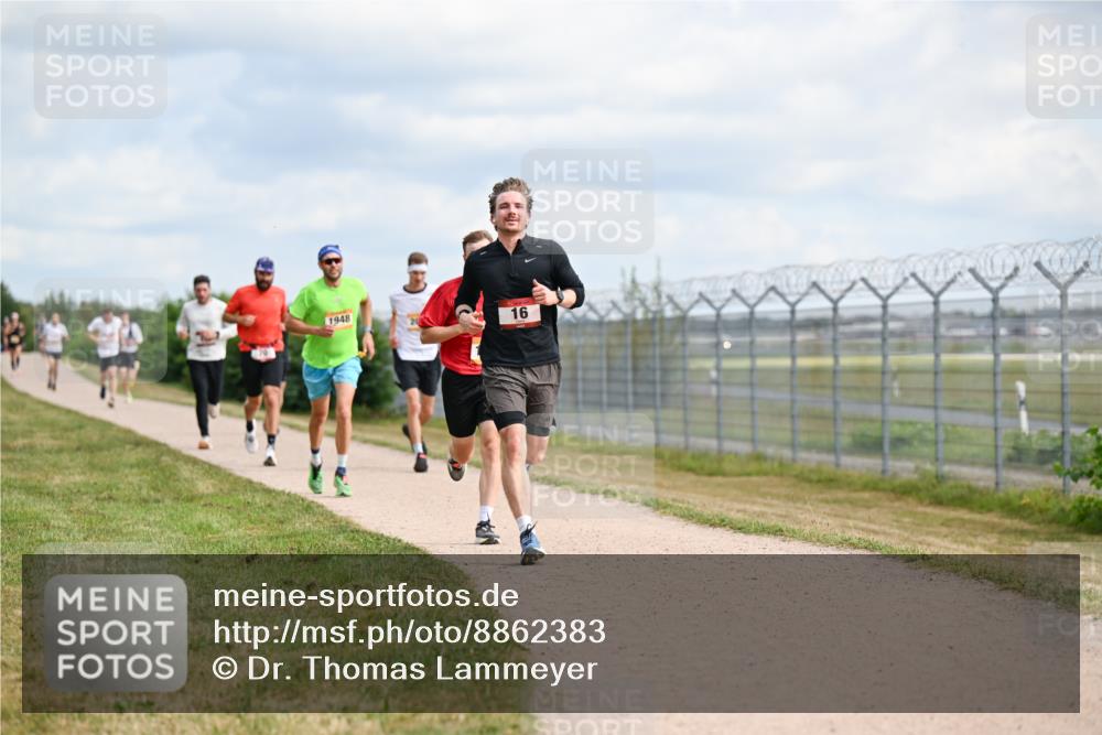 14.09.2025 - Airport Race Dr. Thomas Lammeyer http://msf.ph/oto/8862383 14.09.2025 12:01:22 Laufen 1948, 16 meine-sportfotos.de