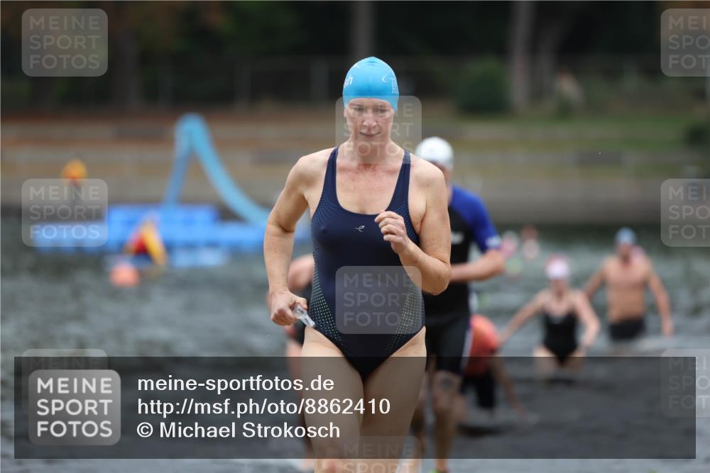 14.09.2025 - Stadtparktriathlon Michael Strokosch http://msf.ph/oto/8862410 14.09.2025 09:50:38 Schwimmen 535, 539, 566, 589, 592 meine-sportfotos.de