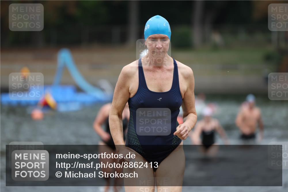 14.09.2025 - Stadtparktriathlon Michael Strokosch http://msf.ph/oto/8862413 14.09.2025 09:50:39 Schwimmen 535, 539, 566, 589, 592 meine-sportfotos.de